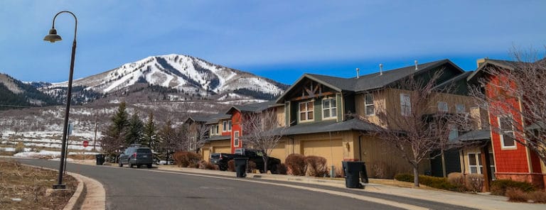 Image of mountain living at Hailstone